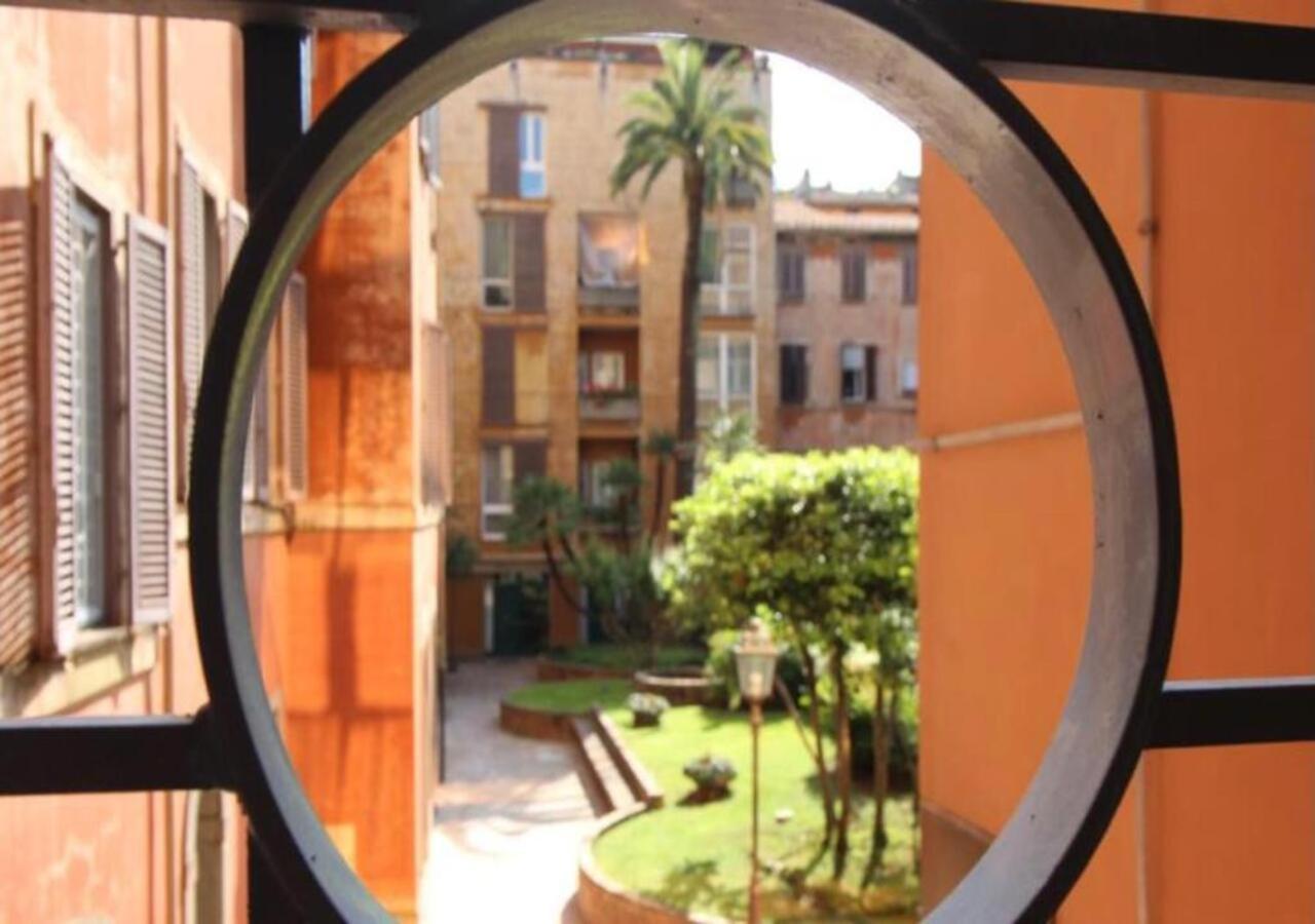 Trevi Nice Holiday - Luxury Apartment Рим Экстерьер фото