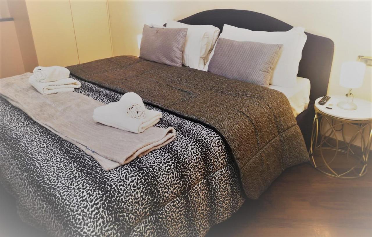 Trevi Nice Holiday - Luxury Apartment Рим Экстерьер фото