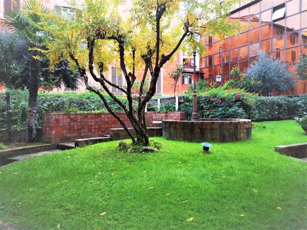 Trevi Nice Holiday - Luxury Apartment Рим Экстерьер фото